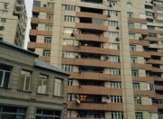 Satılır 2 otaqlı 92 m2 yeni tikili İnşaatçılar m.