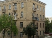 Satılır 2 otaqlı 45 m2 köhnə tikili Hüseyn Cavid parkı