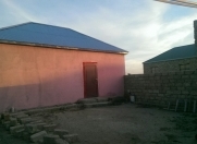 Satılır 2 otaqlı 77 m2 həyət evi Binə