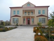 Satılır 9 otaqlı 660 m2 həyət evi Mərdəkan