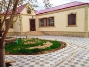 Satılır 5 otaqlı 250 m2 bağ evi Buzovna