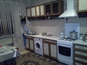 Satılır 4 otaqlı 200 m2 həyət evi Biləcəri