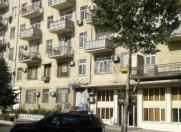 Satılır 3 otaqlı 80 m2 köhnə tikili Nizami m.
