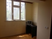 İcarəyə verilir 2 otaqlı 40 m2 köhnə tikili İnşaatçılar m.