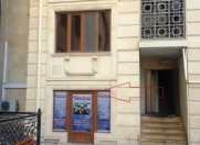 İcarəyə verilir 2 otaqlı 40 m2 ofis Axundov bağı