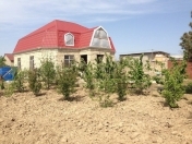 Satılır 4 otaqlı 269 m2 bağ evi Ramana