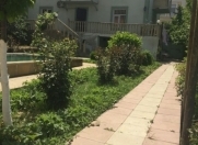 Satılır 6 otaqlı 200 m2 həyət evi Badamdar