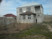 Satılır 7 otaqlı 180 m2 bağ evi Buzovna