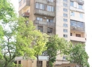 Satılır 1 otaqlı 40 m2 köhnə tikili 8 mkr