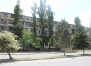 Satılır 4 otaqlı 80 m2 köhnə tikili Bakıxanov