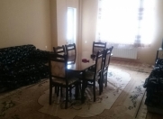 İcarəyə verilir 2 otaqlı 90 m2 yeni tikili Tibb Universiteti