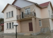 İcarəyə verilir 6 otaqlı 288 m2 həyət evi Quba