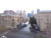 Satılır 5 otaqlı 170 m2 köhnə tikili 28 May m.