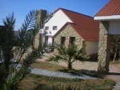 İcarəyə verilir 5 otaqlı 700 m2 bağ evi Şüvəlan