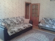 Satılır 2 otaqlı 45 m2 köhnə tikili 2 mkr