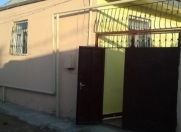 Satılır 3 otaqlı 170 m2 həyət evi Prezident parkı