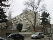 Satılır 4 otaqlı 150 m2 köhnə tikili 8 km