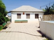 İcarəyə verilir 4 otaqlı 20 m2 bağ evi Buzovna