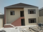 Satılır 8 otaqlı 200 m2 həyət evi Binə