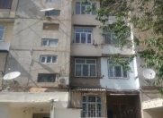 Satılır 1 otaqlı 45 m2 köhnə tikili 8 km