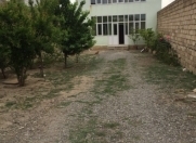 Satılır 4 otaqlı 235 m2 bağ evi Abşeron r.