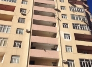 Satılır 3 otaqlı 150 m2 həyət evi Səbail r.