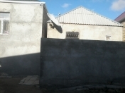 Satılır 1 otaqlı 90 m2 həyət evi Binə