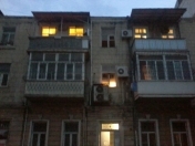 Satılır 2 otaqlı 70 m2 köhnə tikili İçəri Şəhər m.