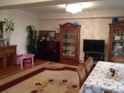 Satılır 4 otaqlı 150 m2 köhnə tikili Heydər Əliyev Mərkəzi