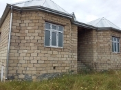 Satılır 4 otaqlı 144 m2 həyət evi Qəbələ