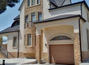 Satılır 8 otaqlı 600 m2 həyət evi Xəzər r.