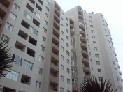 Satılır 4 otaqlı 160 m2 yeni tikili İnşaatçılar m.