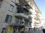 Satılır 3 otaqlı 70 m2 köhnə tikili Metropark