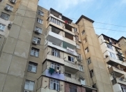 Satılır 3 otaqlı 76 m2 köhnə tikili Ukrayna dairəsi