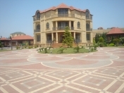 Satılır 6 otaqlı 1600 m2 bağ evi Novxanı