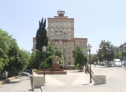 Satılır 1 otaqlı 37 m2 köhnə tikili Nizami m.