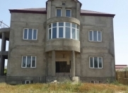 Satılır 10 otaqlı 510 m2 həyət evi Novxanı