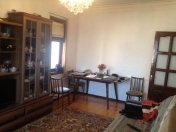 Satılır 2 otaqlı 45 m2 köhnə tikili AF Business House