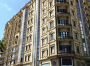 İcarəyə verilir 4 otaqlı 200 m2 yeni tikili Sahil m.