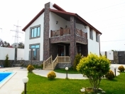 İcarəyə verilir 5 otaqlı 220 m2 həyət evi Şüvəlan