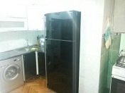 Satılır 3 otaqlı 85 m2 köhnə tikili İnşaatçılar m.