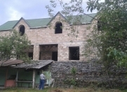 Satılır 6 otaqlı 250 m2 həyət evi Qax