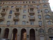 Satılır 3 otaqlı 65 m2 köhnə tikili Dostluq kinoteatrı