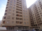 Satılır 3 otaqlı 110 m2 yeni tikili İnşaatçılar m.