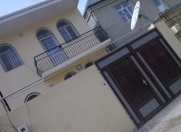 Satılır 3 otaqlı 150 m2 həyət evi Səbail r.