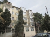 Satılır 3 otaqlı 75 m2 köhnə tikili Ayna Sultanova heykəli