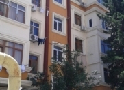 Satılır 2 otaqlı 42 m2 köhnə tikili Zərifə Əliyeva adına park