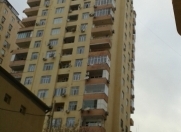 Satılır 1 otaqlı 70 m2 yeni tikili Binəqədi r.