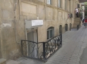 Satılır 3 otaqlı 152 m2 obyekt Səbail r.