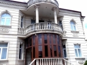 Satılır 6 otaqlı 500 m2 həyət evi Rəsulzadə